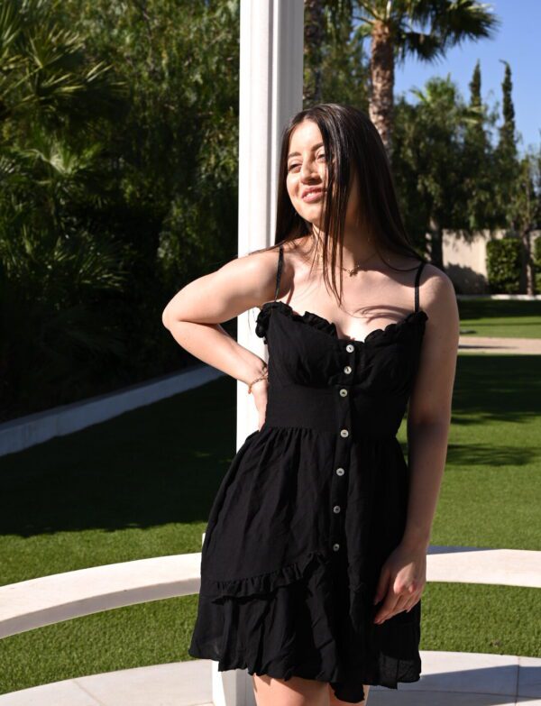 The cutest black dress🖤